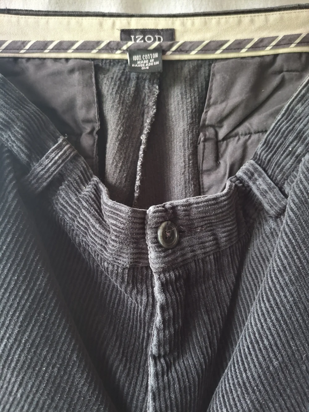 Izod Men's Black Corduroy Trousers
